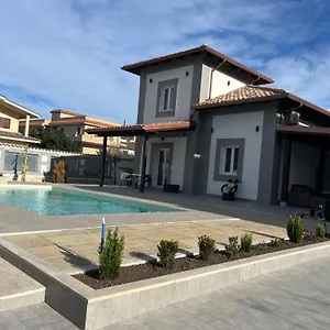 https://new-house.it-romehotels.com