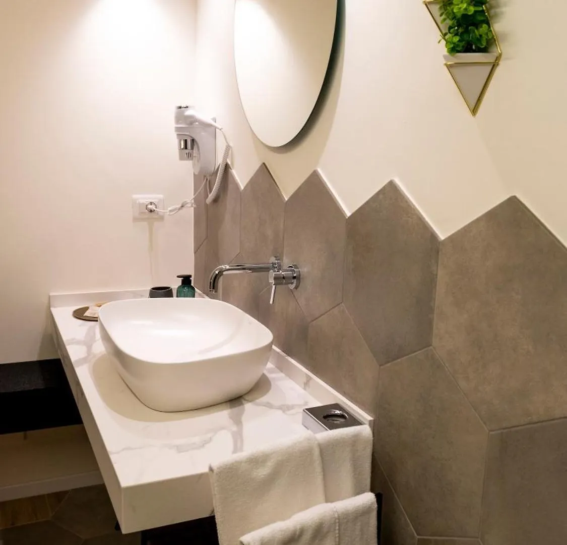 Notti D'Autore Suites Aeroporto di Catania Fontana Rossa 0*,