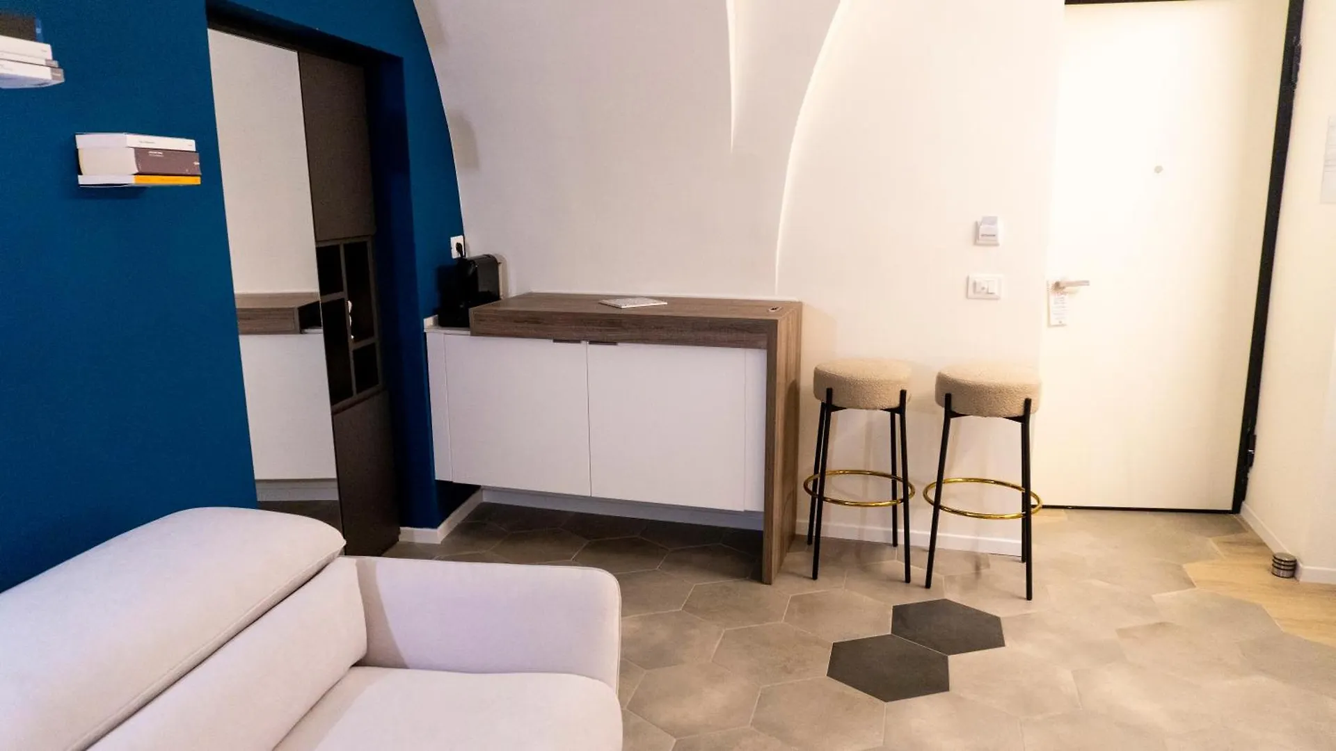 Affittacamere Notti D'Autore Suites Aeroporto di Catania Fontana Rossa